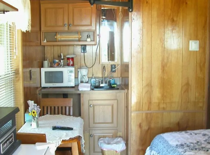 Stampede Bed & Breakfast 4*